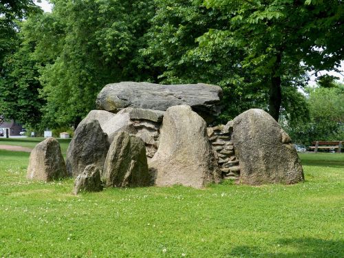 stone grave rock