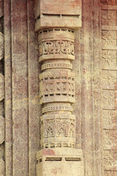 stone carving pillar temple