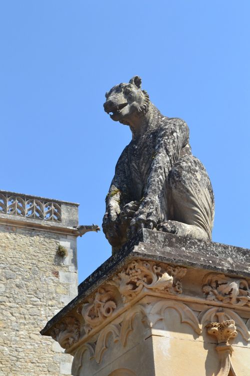 stone statue monster chateau des milandes