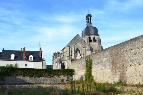 stone wall church blois