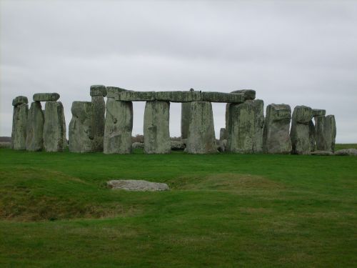 stonehenge stones megalithic monument