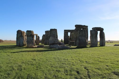 stonehenge monument nature