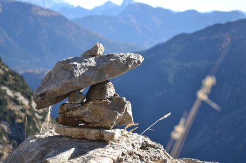 stones cairn hiking