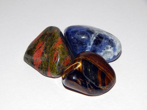 stones tiger eye stone