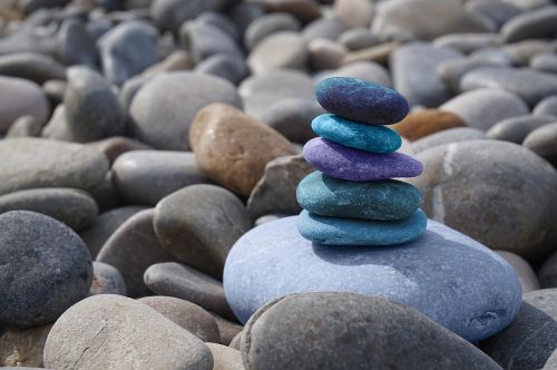 stones meditation zen