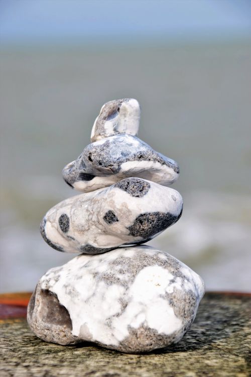 stones kisel sea