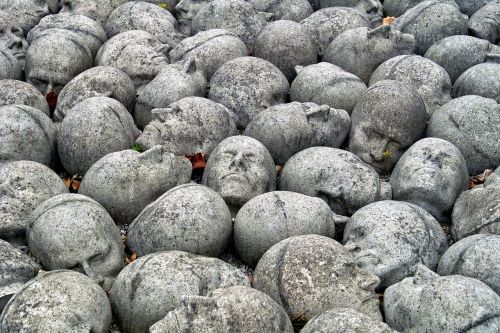 stones heads sculpture