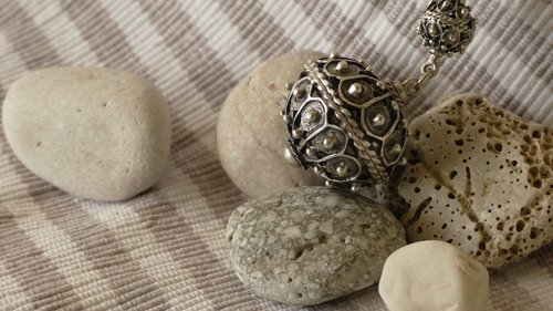 stones  pebbles  jewellery