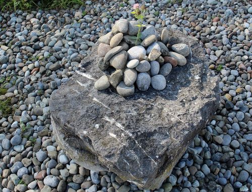 stones foundling pebbles