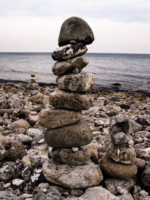 stones balance steinmann