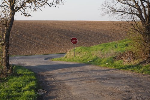 stop  sign  way