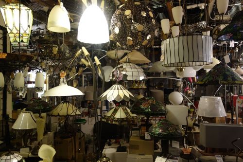 store showcase lamps