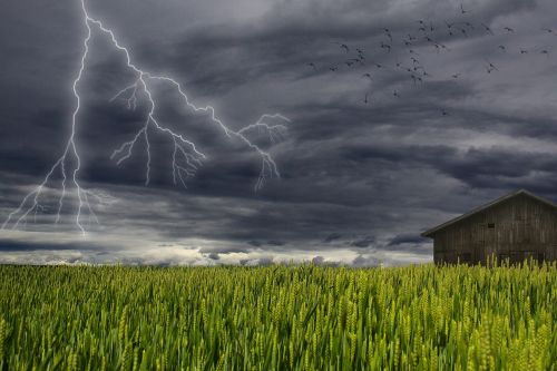 storm clouds lightning