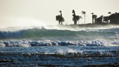 storm waves wind