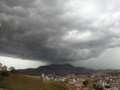 storm mountain rain