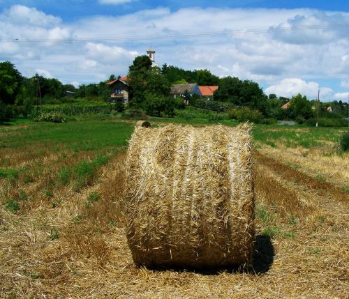 straw bale agriculture rural landscape