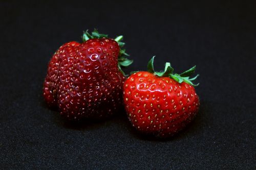 strawberries fresón red fruit