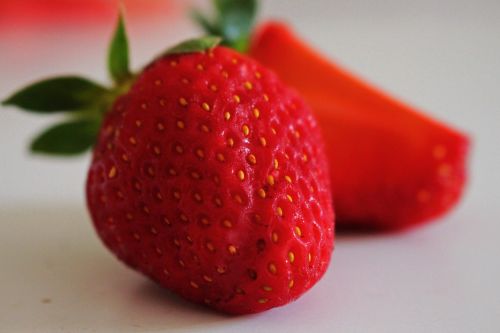 strawberries nutritionist shoots