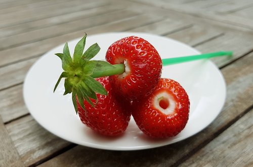 strawberries  fruits  fruit