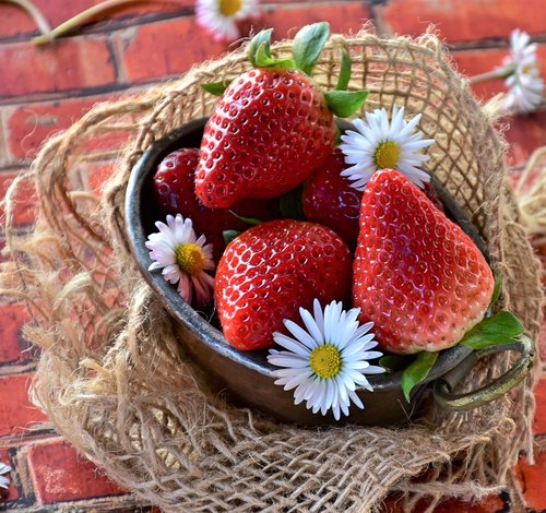 strawberries  fruit  food