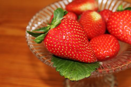strawberries fruit bowl shell