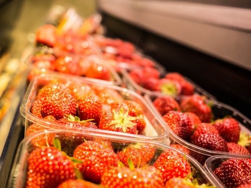 strawberries market vegetables