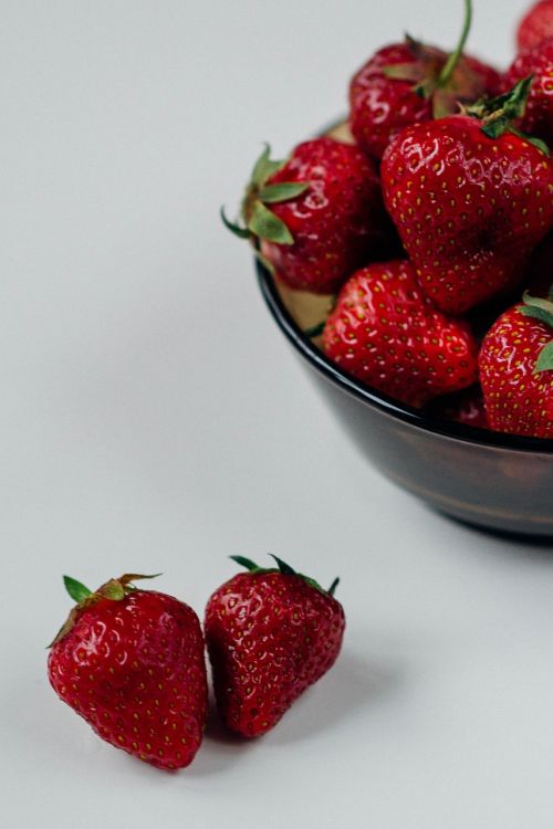 strawberries fruits healthy