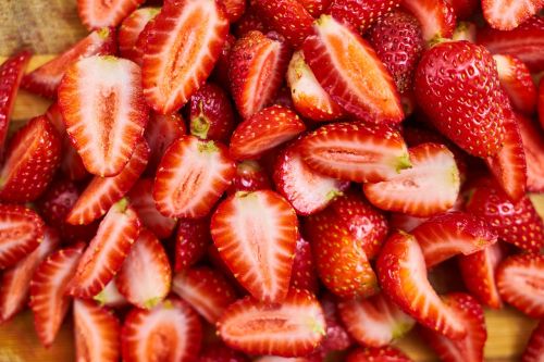 strawberry red macro