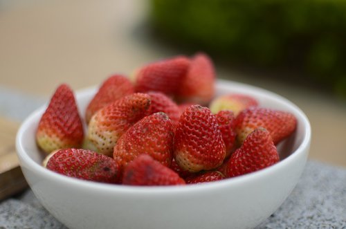strawberry  fruit  strawberries