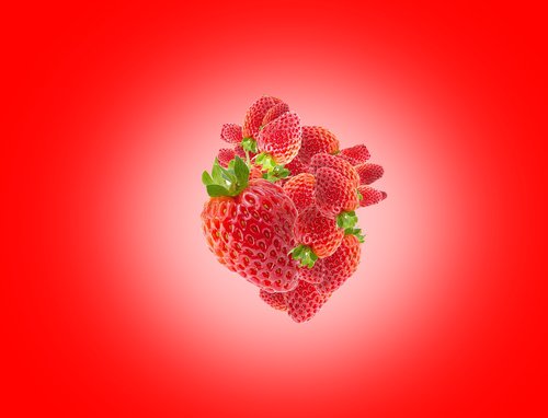 strawberry  isolated  background