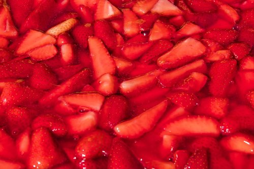 strawberry cake  strawberries  glaze