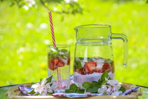 strawberry drink fruit tea ice tea