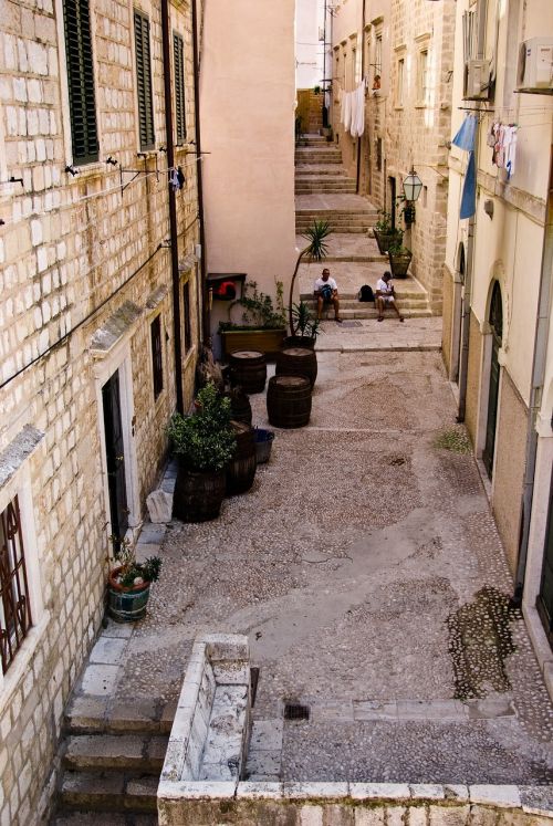 street old town monuments