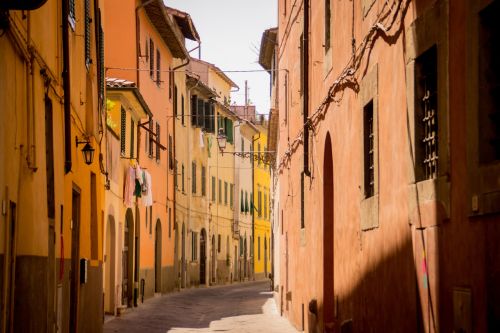 street tuscany italy