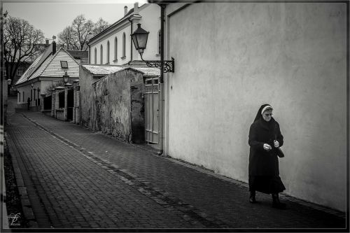 street squares church