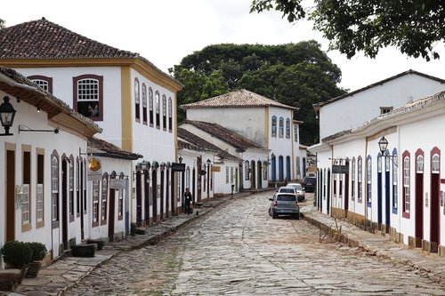 street  colonial  old