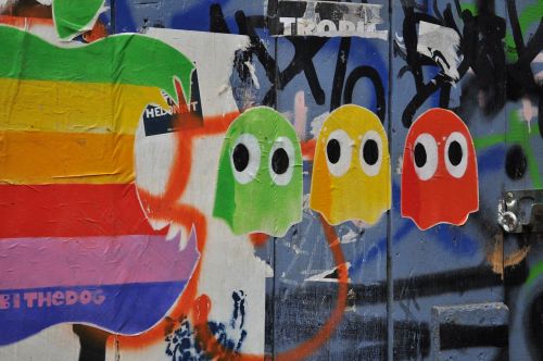 street art berlin hauswand