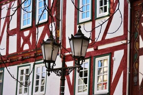 street lamp facade truss