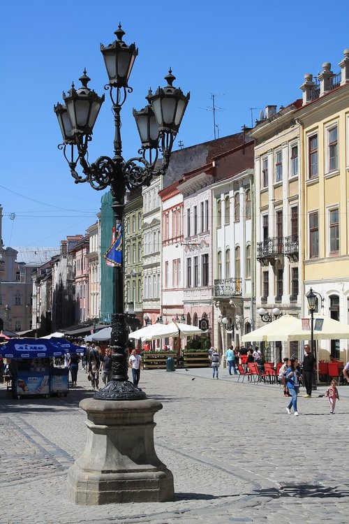 street lamp  ukraine  lviv