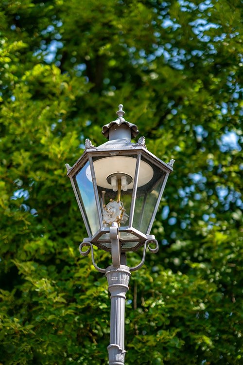 street lamp  lantern  lamp