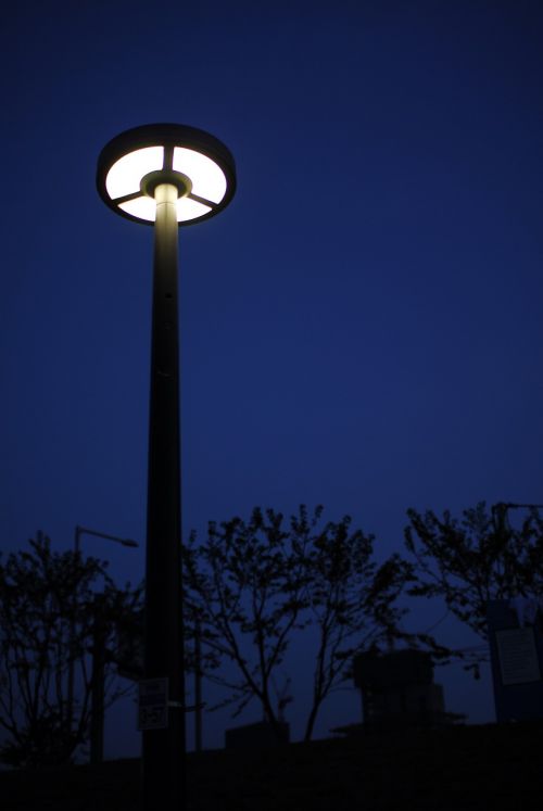 street lights night lighting