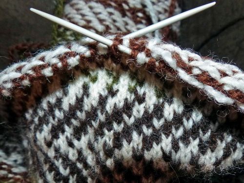 strikketøy knit hand work