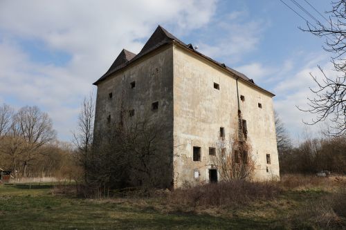 stronghold building house