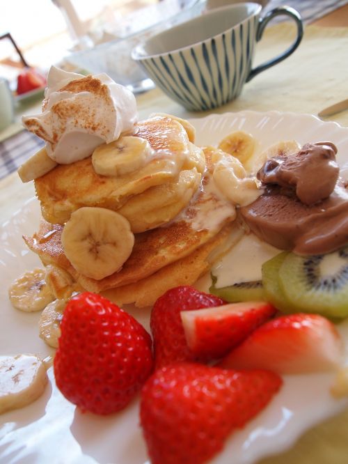 suites pancake breakfast