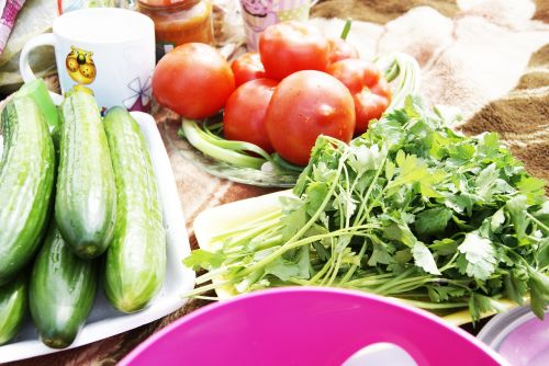 summer greens tomatoes