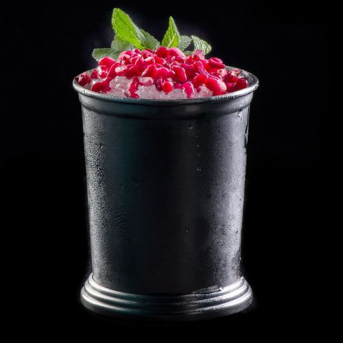 summer drink pomegranate cocktail