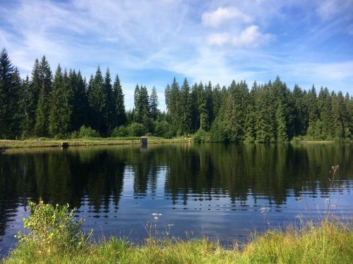 summer holiday lake water