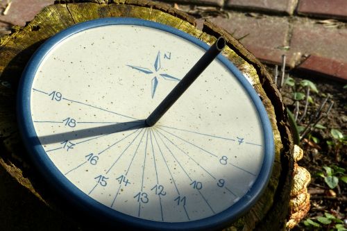 sun clock sundial
