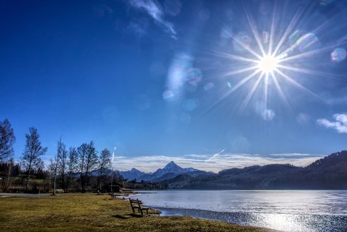 sun  backlighting  dazzling star