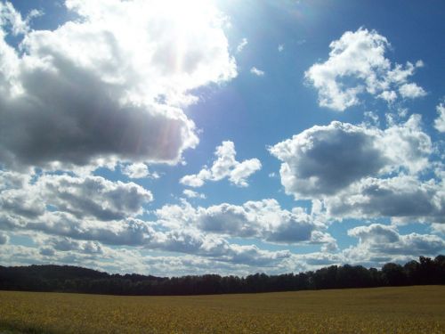 sun clouds macedon